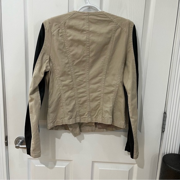Coalition Downtown cream color jacket faux leather sleeves size medium - Picture 9 of 12